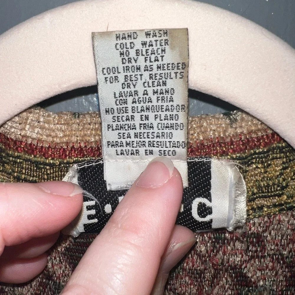 E.L.C.C. Petite medium button down floral cheetah print jacket. - Picture 5 of 5